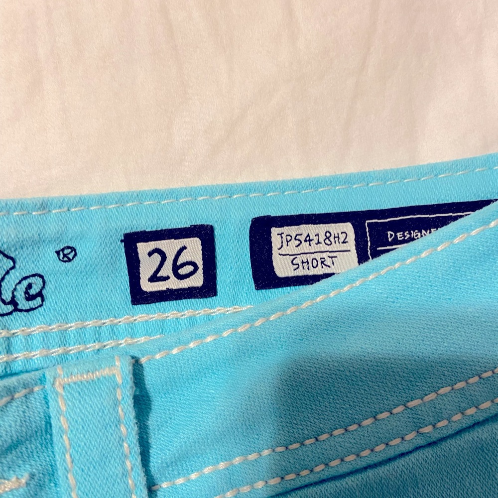 Women’s cute Miss Me shorts - Picture 3 of 3